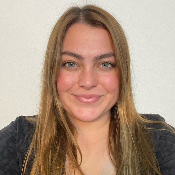 Hey Y’all!! Welcome to Balazi Boutique 🤍 - Picture 2 of 15